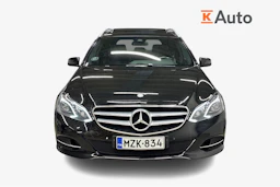 musta Mercedes-Benz E 2016 kuva 4.