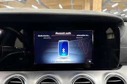 valkoinen Mercedes-Benz E 2016 kuva 18.