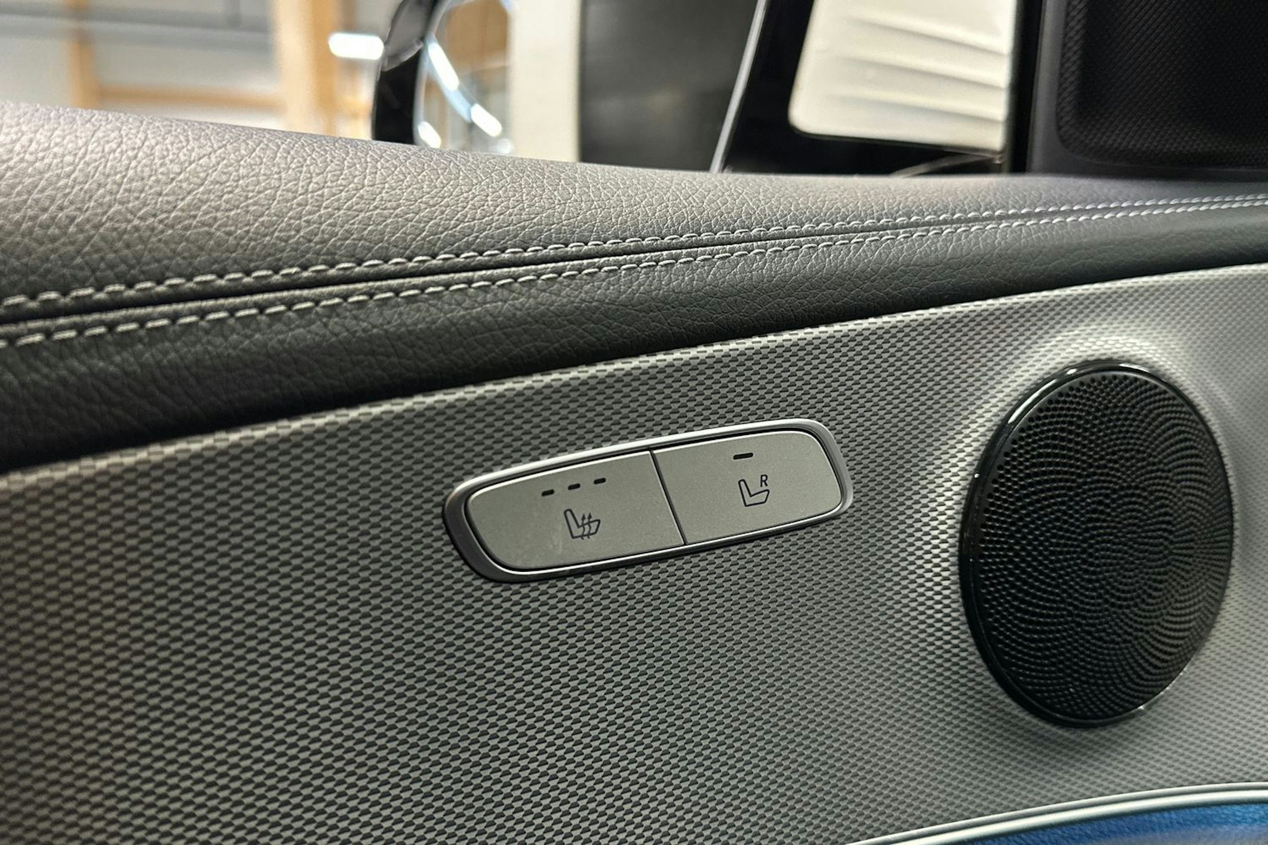 valkoinen Mercedes-Benz E 2016 kuva 27.