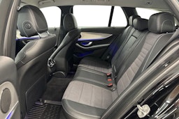 musta Mercedes-Benz E 2016 kuva 10.