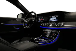 musta Mercedes-Benz E 2017 kuva 7.