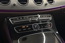 valkoinen Mercedes-Benz E 2017 kuva 24.