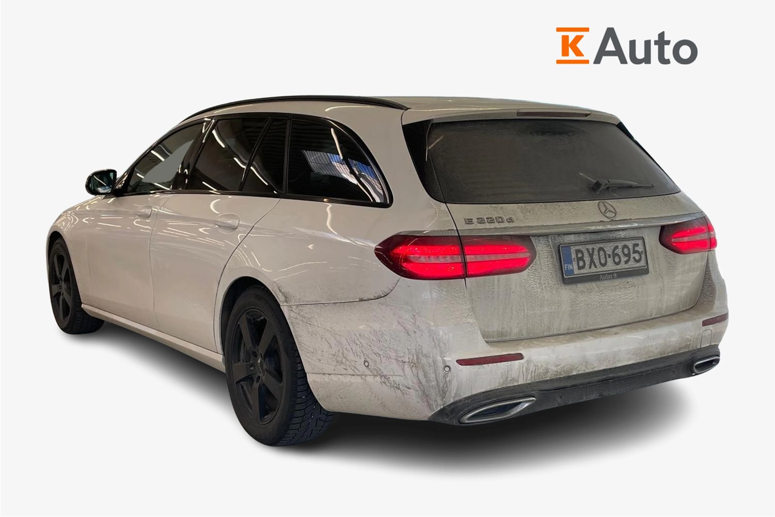 Valkoinen Mercedes-Benz E 2017 kuva 2.