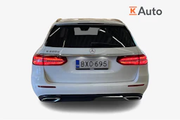 Valkoinen Mercedes-Benz E 2017 kuva 4.