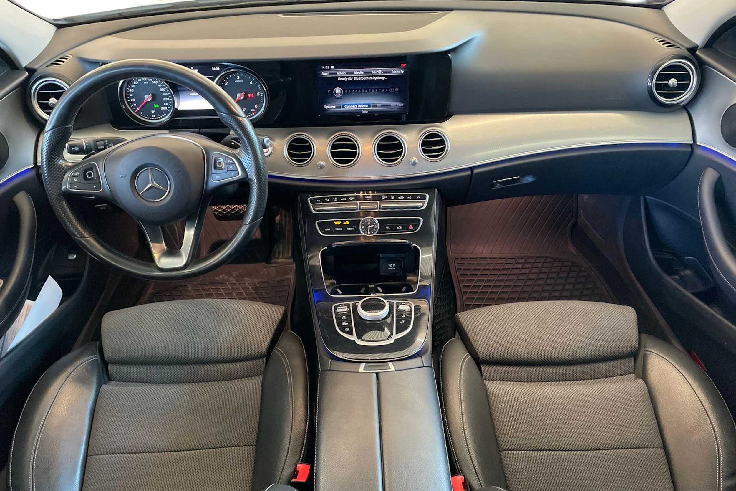 Valkoinen Mercedes-Benz E 2017 kuva 9.