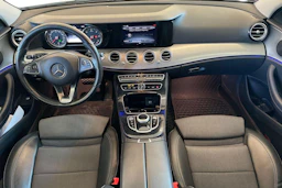 Valkoinen Mercedes-Benz E 2017 kuva 9.