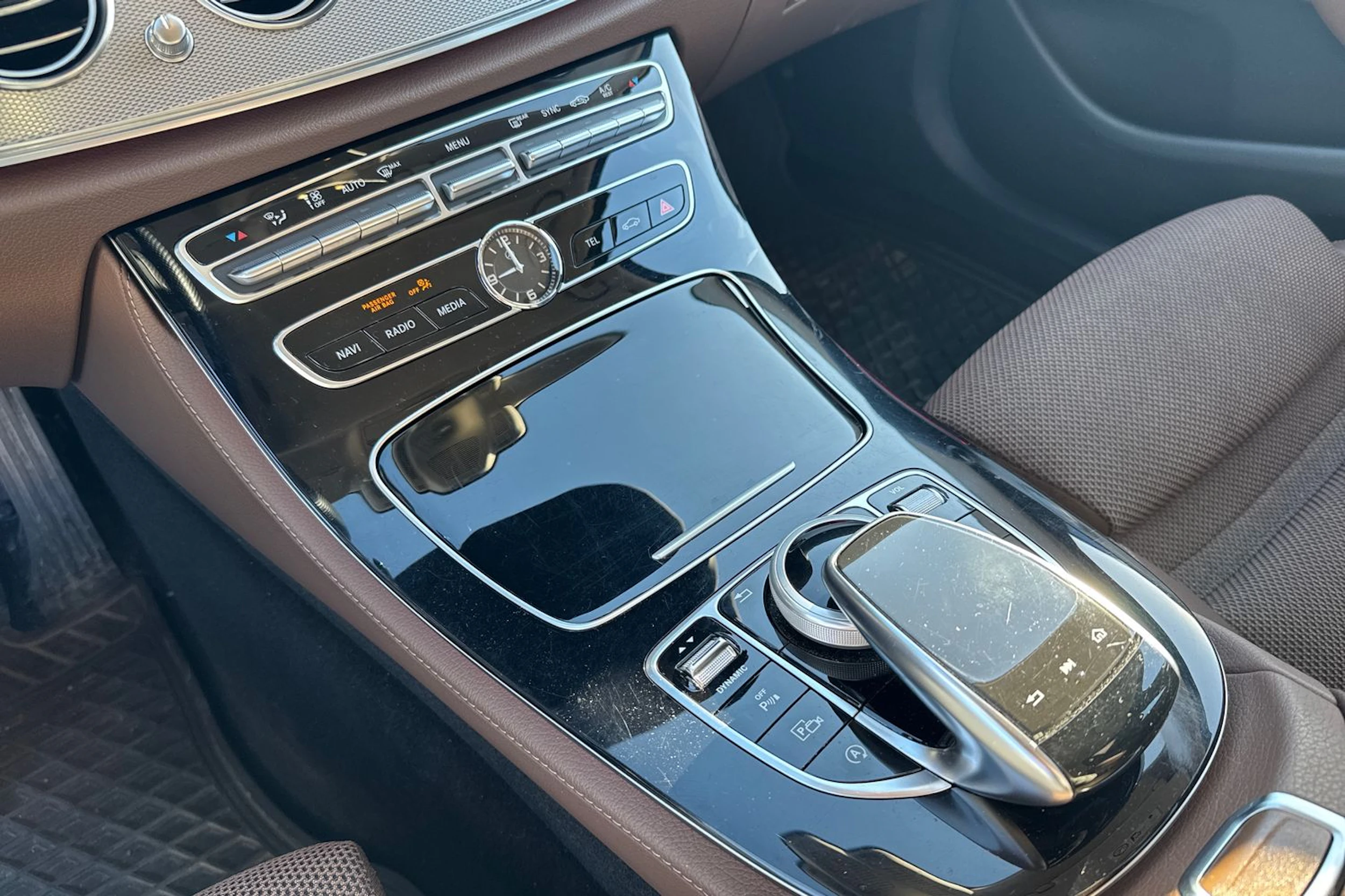 harmaa Mercedes-Benz E 2017 kuva 7.