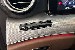 harmaa Mercedes-Benz E 2017 kuva 18.