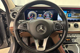 harmaa Mercedes-Benz E 2017 kuva 20.