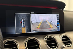 harmaa Mercedes-Benz E 2017 kuva 26.