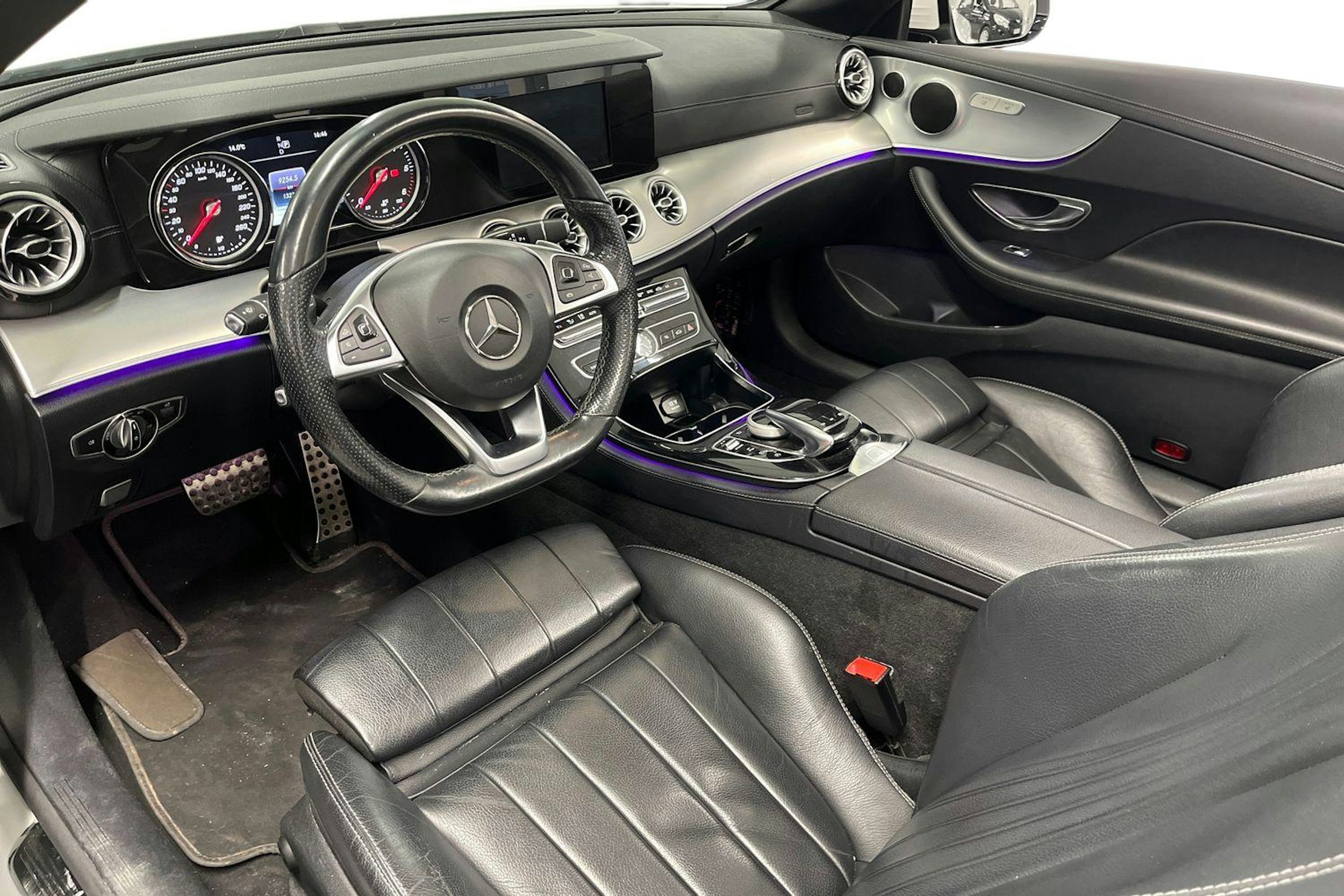 valkoinen Mercedes-Benz E 2017 kuva 3.
