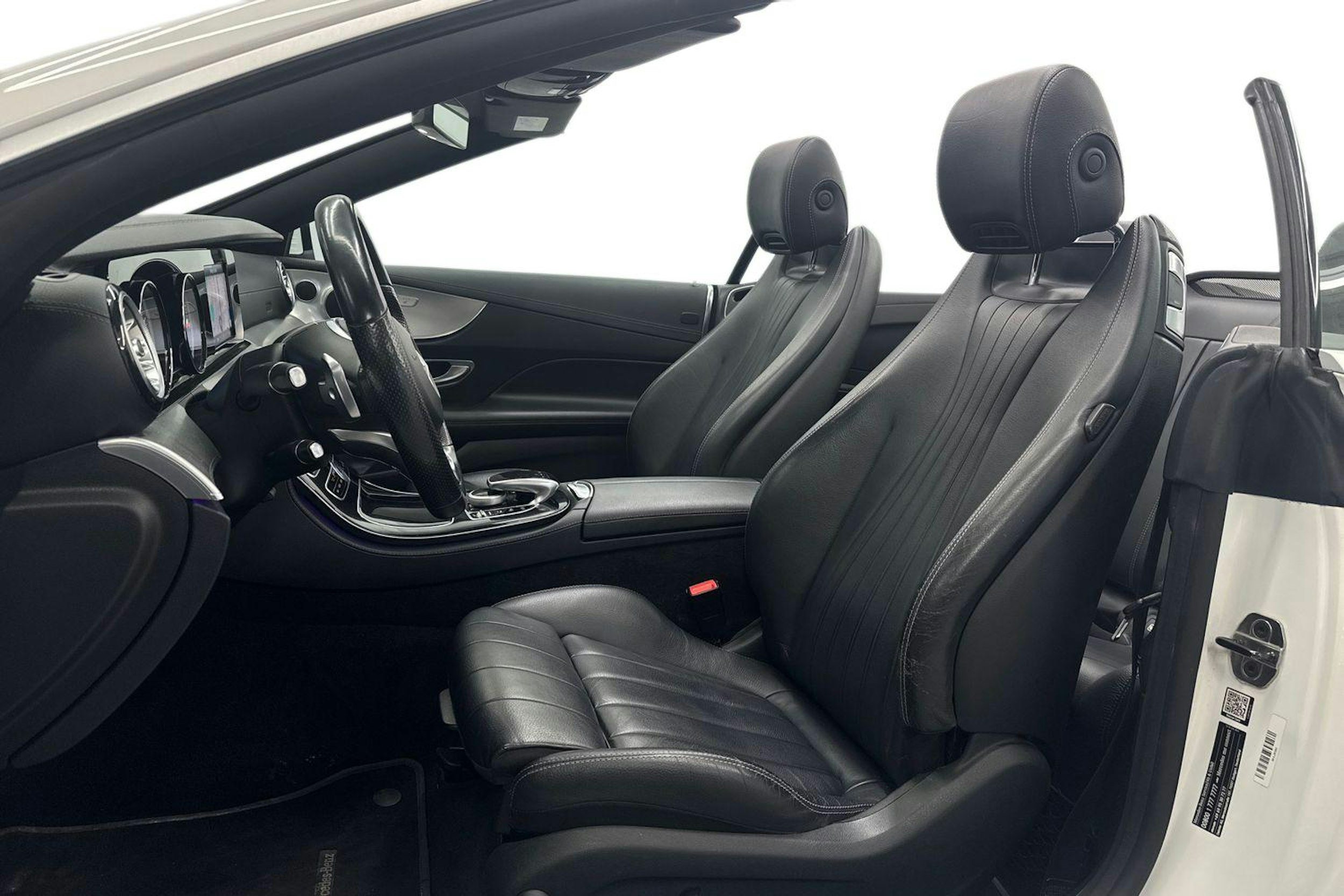 valkoinen Mercedes-Benz E 2017 kuva 11.