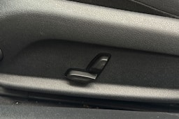 valkoinen Mercedes-Benz E 2017 kuva 13.