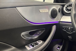 valkoinen Mercedes-Benz E 2017 kuva 19.
