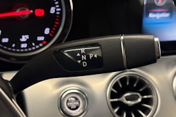 valkoinen Mercedes-Benz E 2017 kuva 21.