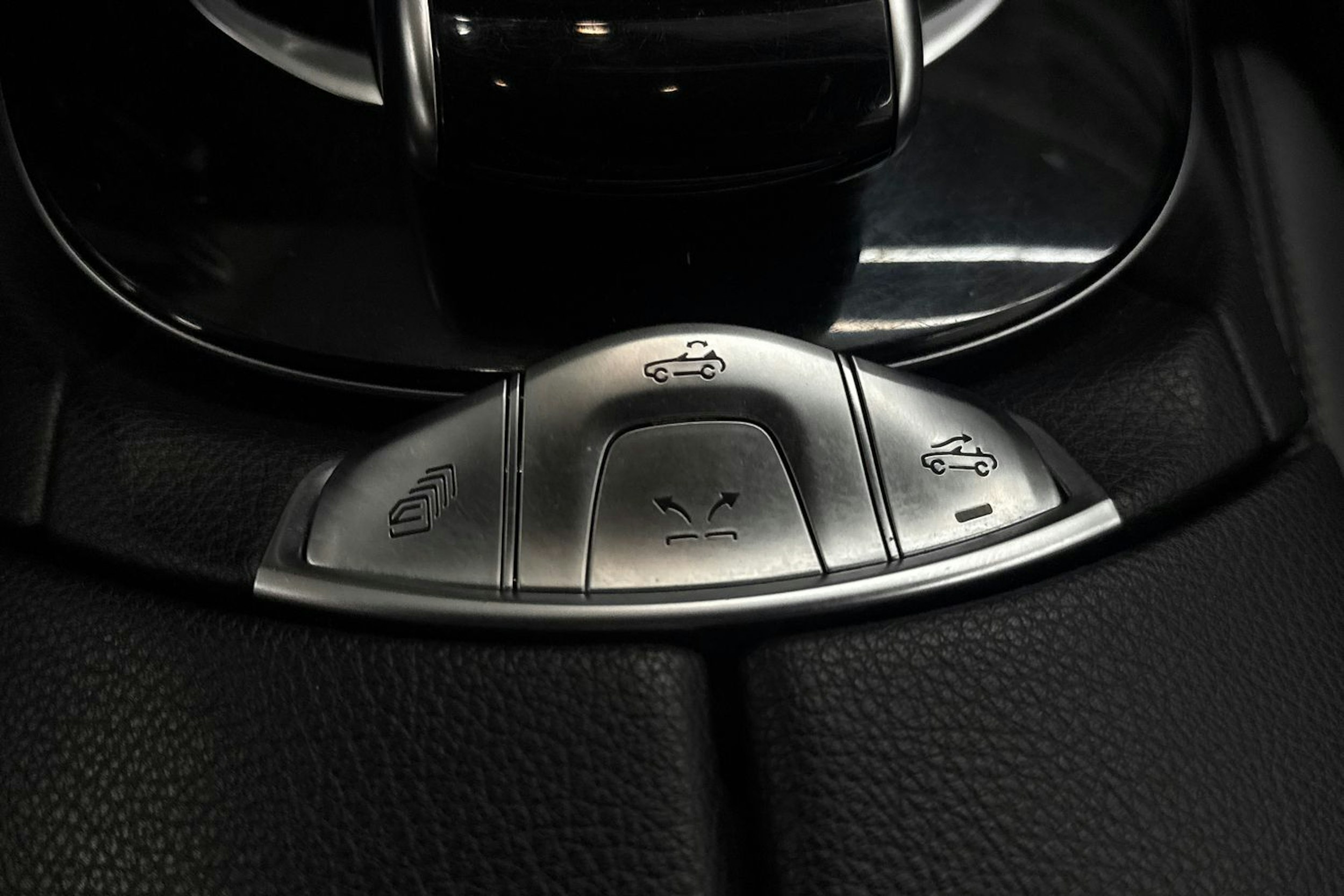 valkoinen Mercedes-Benz E 2017 kuva 23.