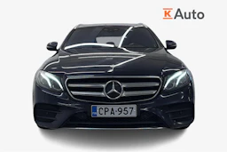 sininen Mercedes-Benz E 2017 kuva 4.