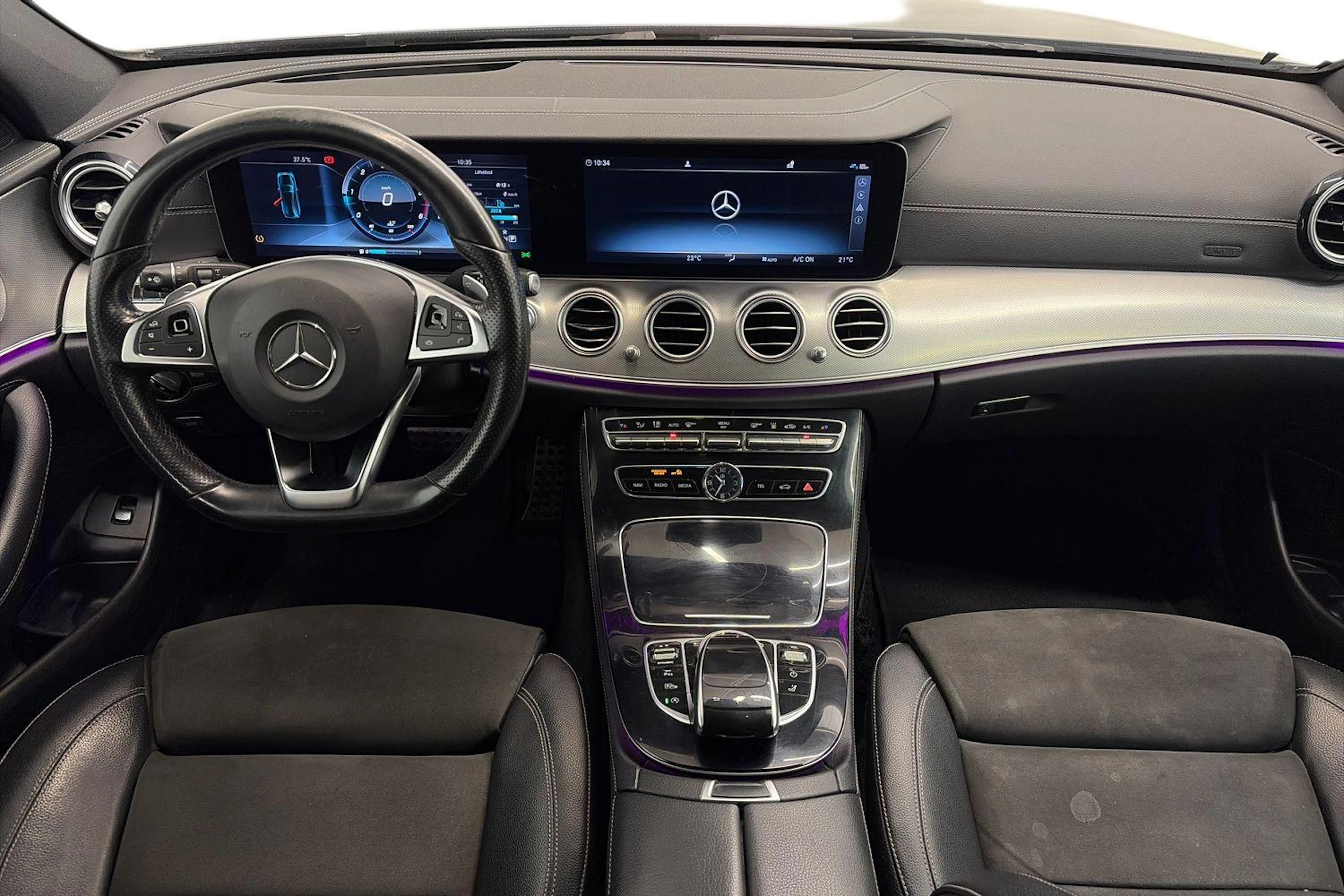 sininen Mercedes-Benz E 2017 kuva 7.