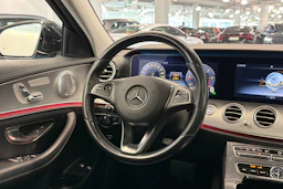 harmaa Mercedes-Benz E 2017 kuva 20.