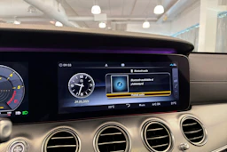 harmaa Mercedes-Benz E 2017 kuva 35.