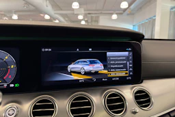 harmaa Mercedes-Benz E 2017 kuva 38.
