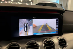 harmaa Mercedes-Benz E 2017 kuva 40.