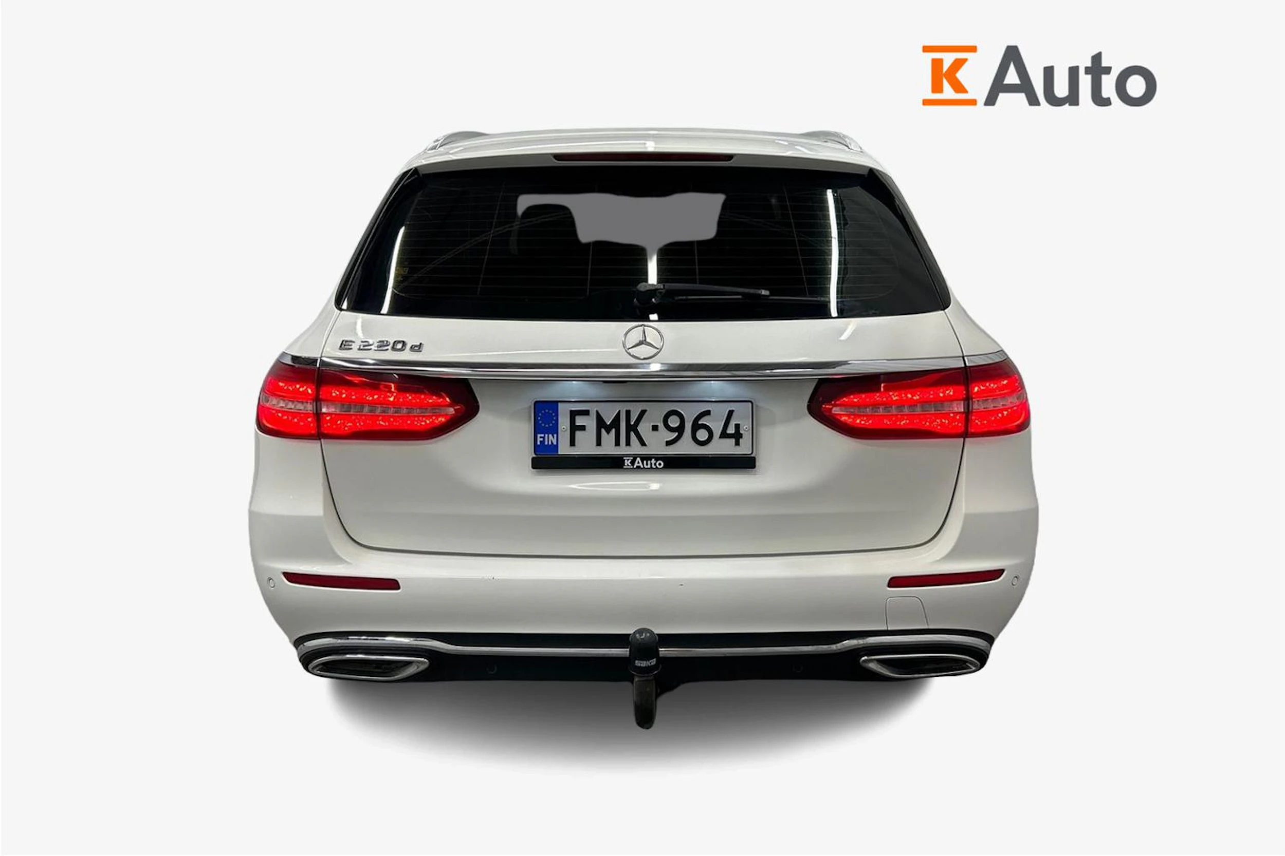 valkoinen Mercedes-Benz E 2017 kuva 3.