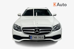 valkoinen Mercedes-Benz E 2017 kuva 4.