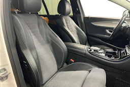 valkoinen Mercedes-Benz E 2017 kuva 14.