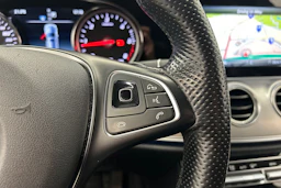 valkoinen Mercedes-Benz E 2017 kuva 17.