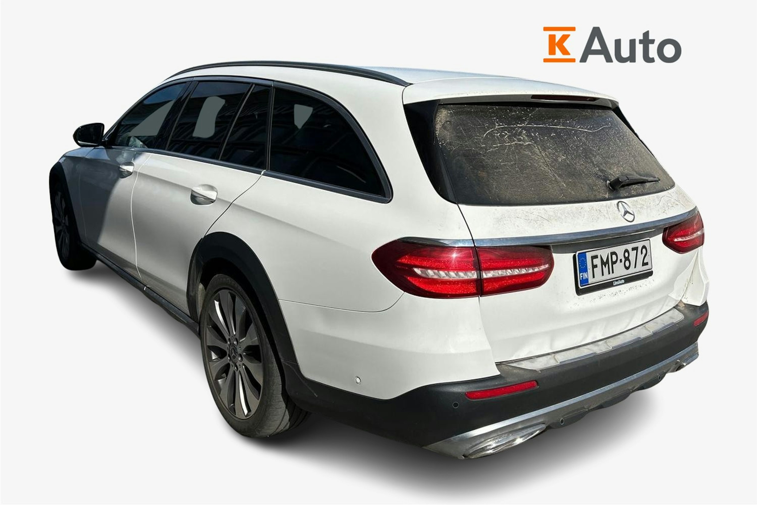 Valkoinen Mercedes-Benz E 2017 kuva 2.