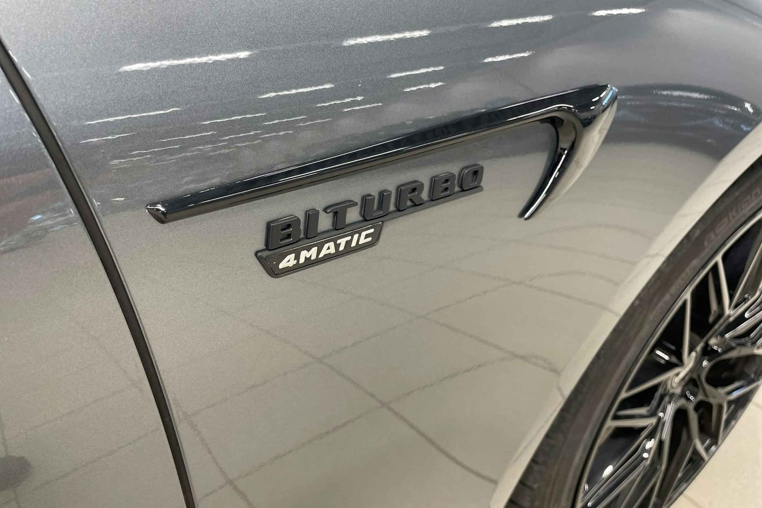 harmaa Mercedes-Benz E 2017 kuva 21.