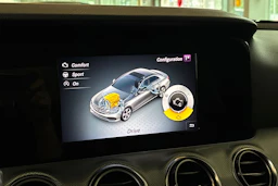 Sininen Mercedes-Benz E 2017 kuva 14.