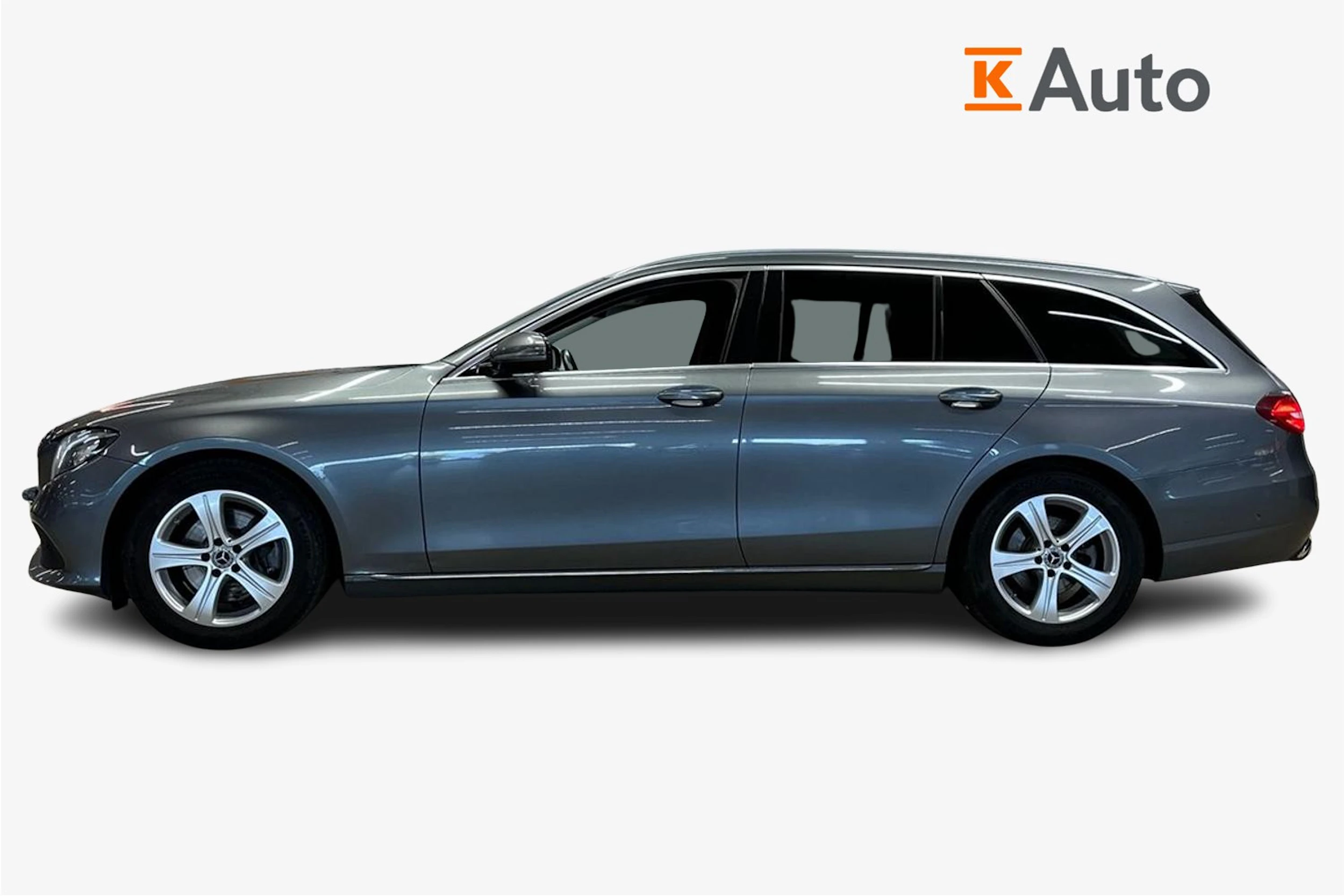 harmaa Mercedes-Benz E 2017 kuva 5.