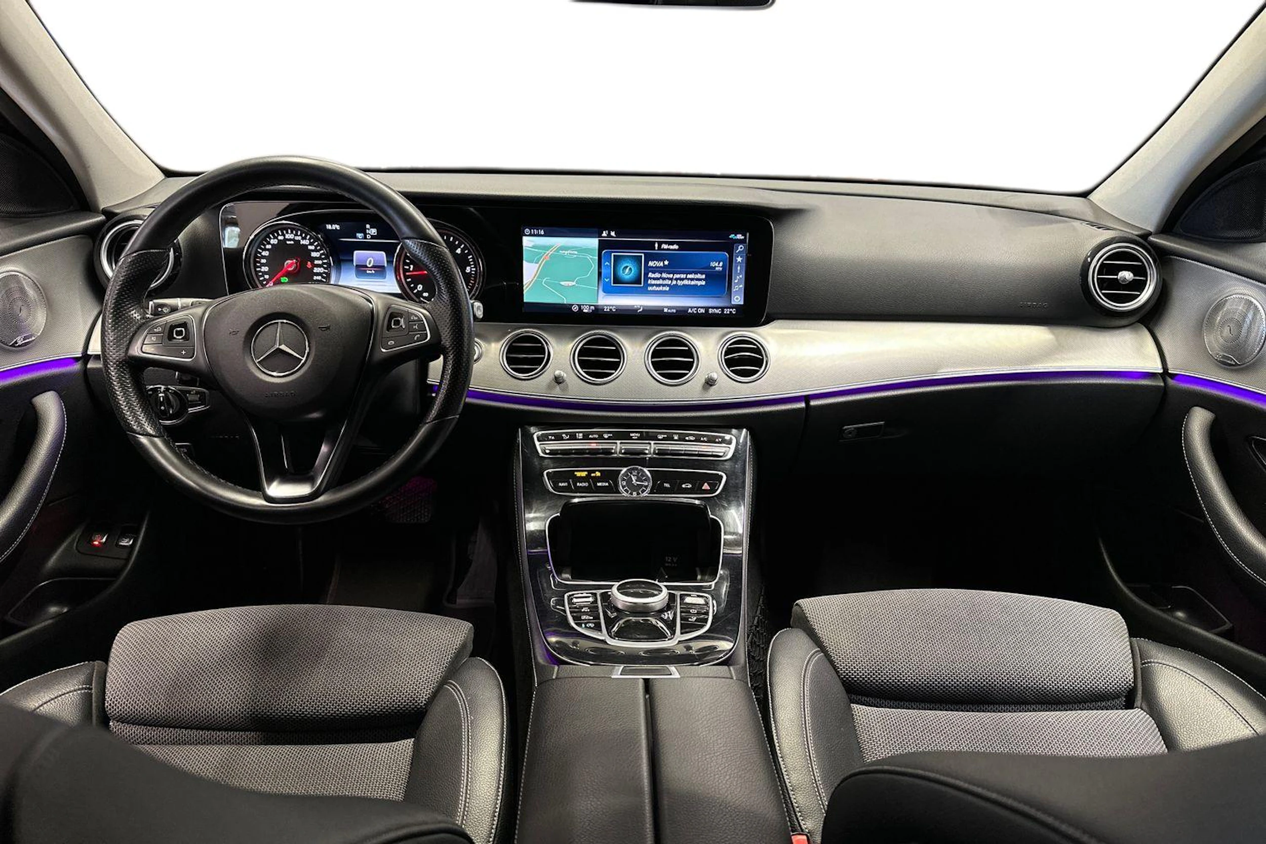 harmaa Mercedes-Benz E 2017 kuva 7.