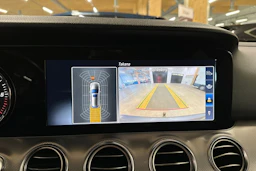 harmaa Mercedes-Benz E 2017 kuva 13.