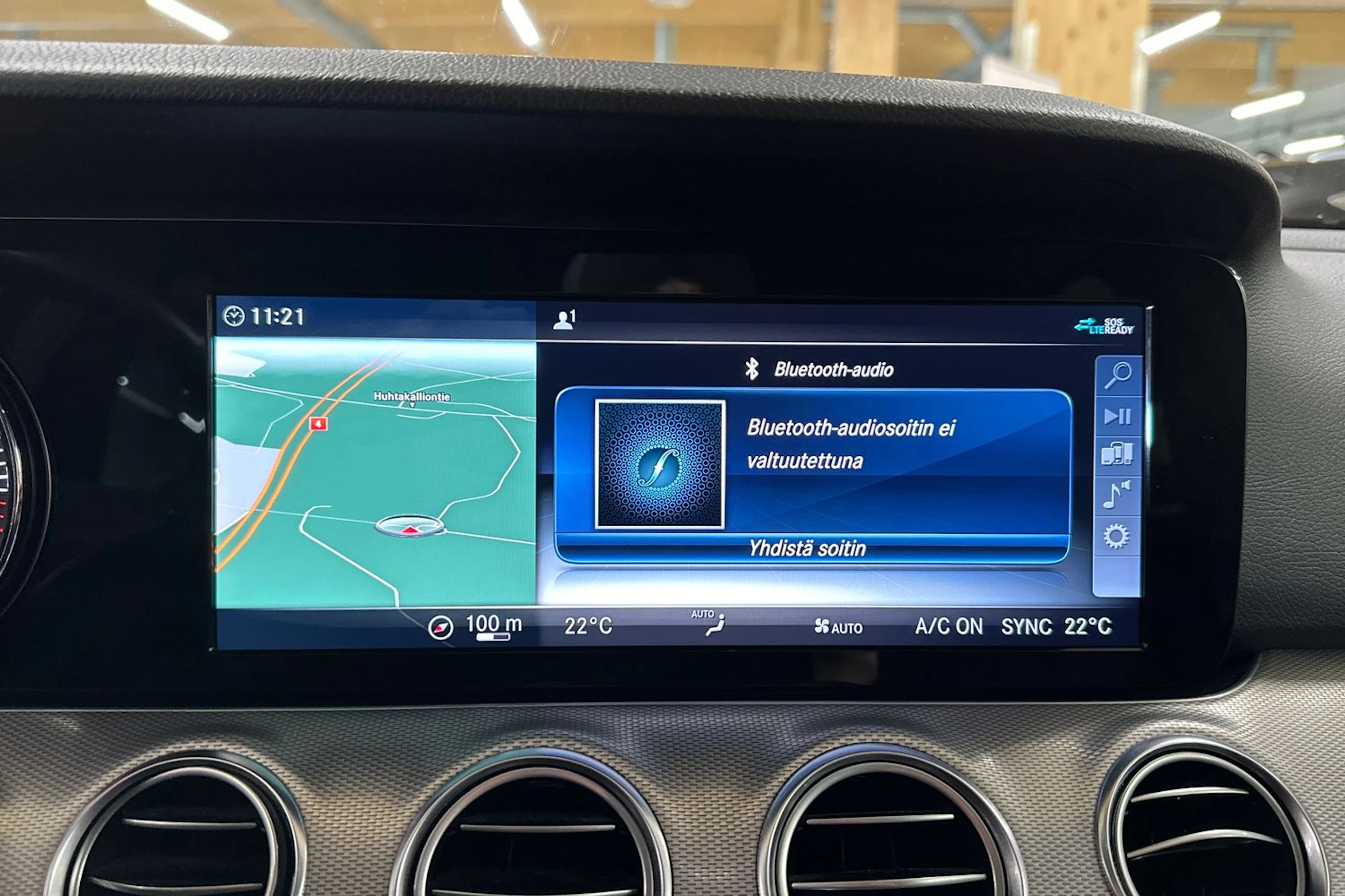harmaa Mercedes-Benz E 2017 kuva 17.