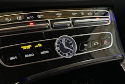 harmaa Mercedes-Benz E 2017 kuva 19.