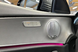 harmaa Mercedes-Benz E 2017 kuva 26.