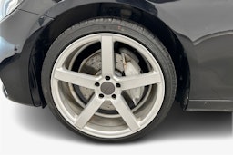 musta Mercedes-Benz E 2017 kuva 13.