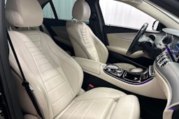 musta Mercedes-Benz E 2017 kuva 14.