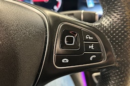 musta Mercedes-Benz E 2017 kuva 22.