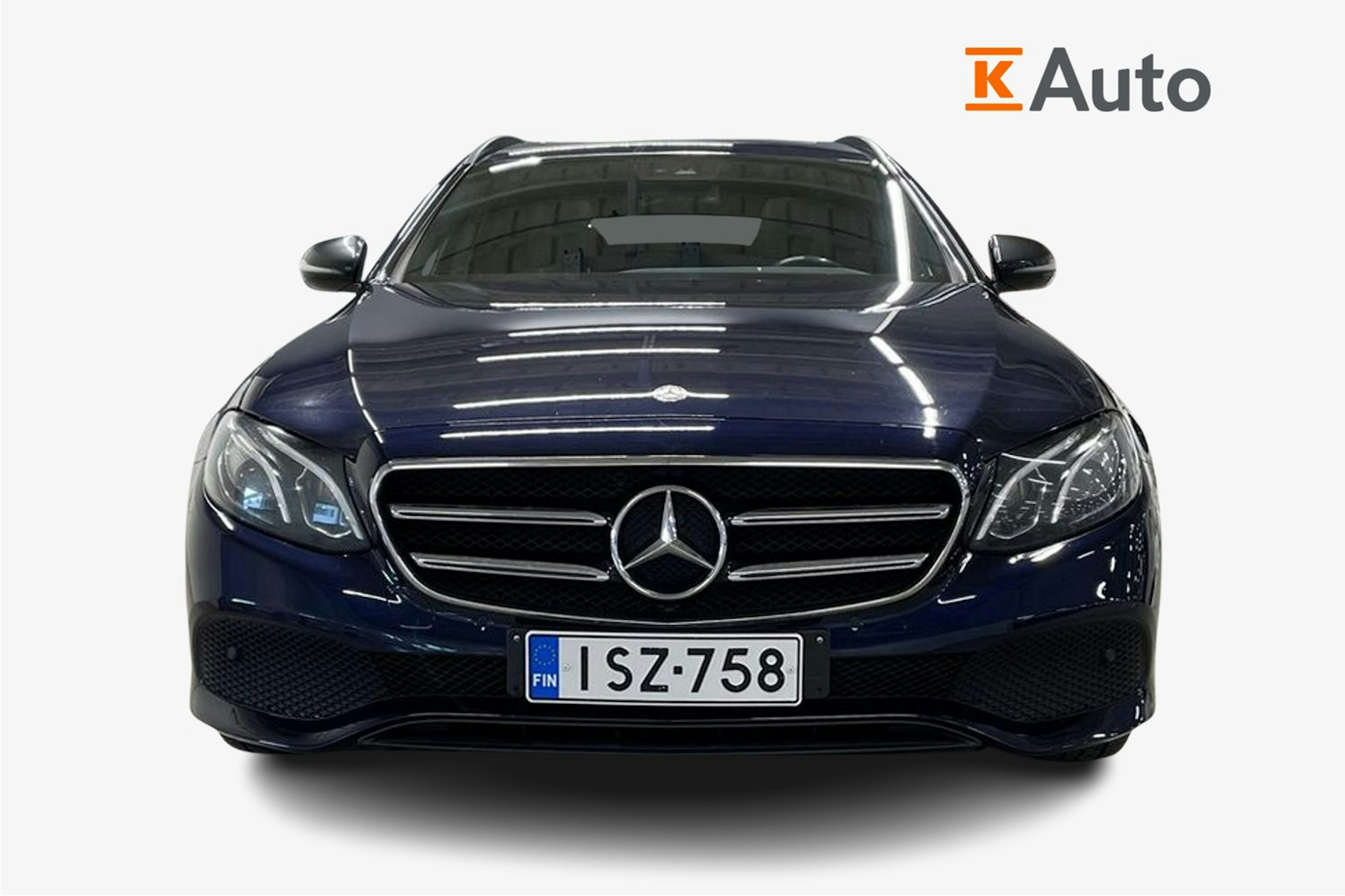 musta Mercedes-Benz E 2017 kuva 5.