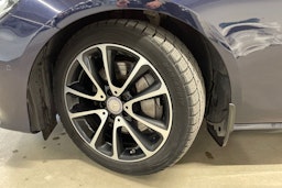 musta Mercedes-Benz E 2017 kuva 13.