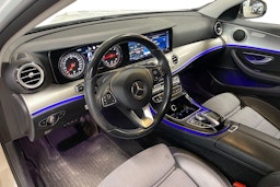 valkoinen Mercedes-Benz E 2017 kuva 3.
