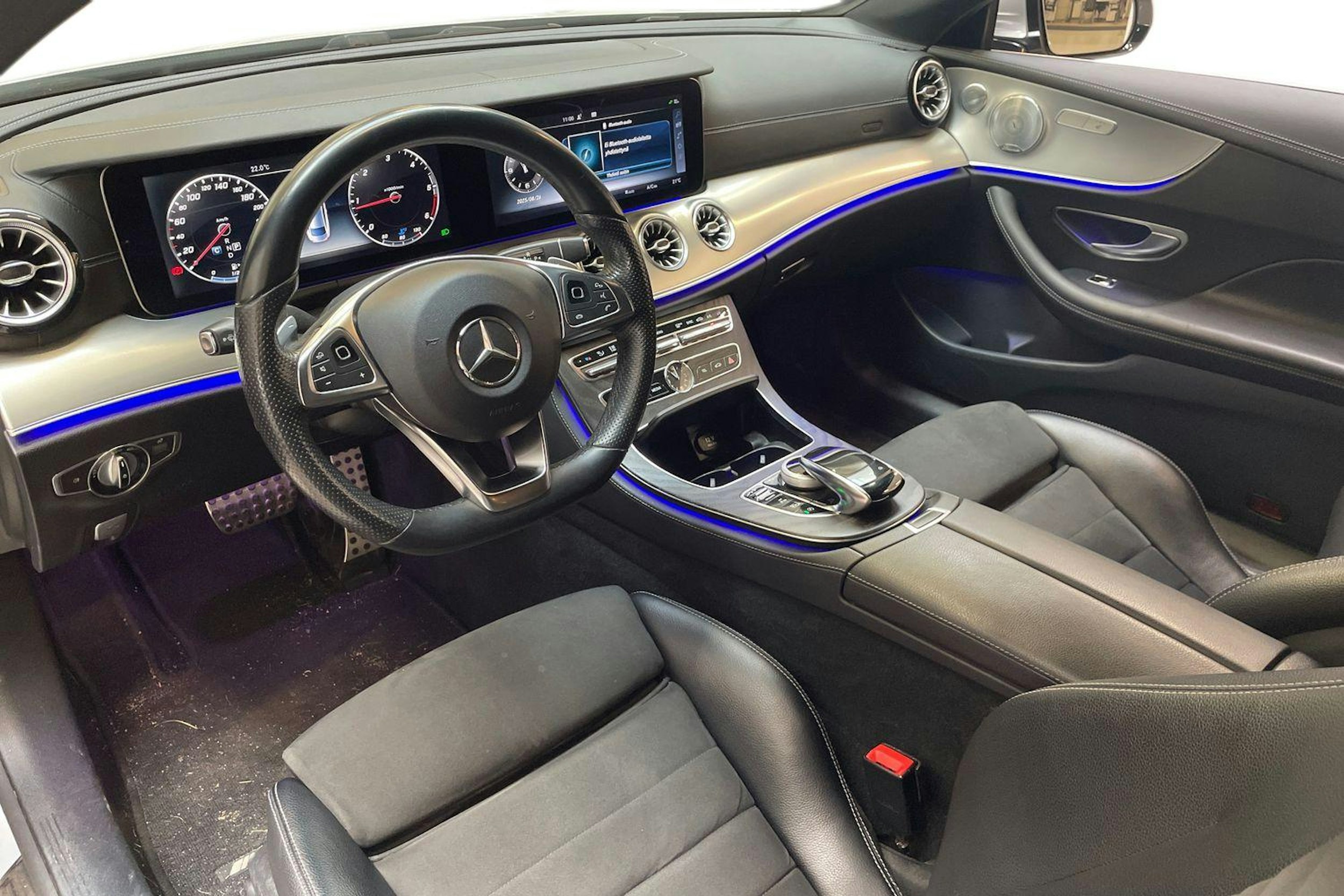 harmaa Mercedes-Benz E 2017 kuva 3.