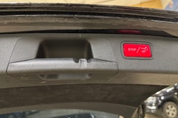 musta Mercedes-Benz E 2017 kuva 6.