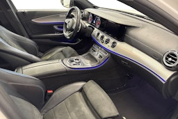valkoinen Mercedes-Benz E 2017 kuva 9.
