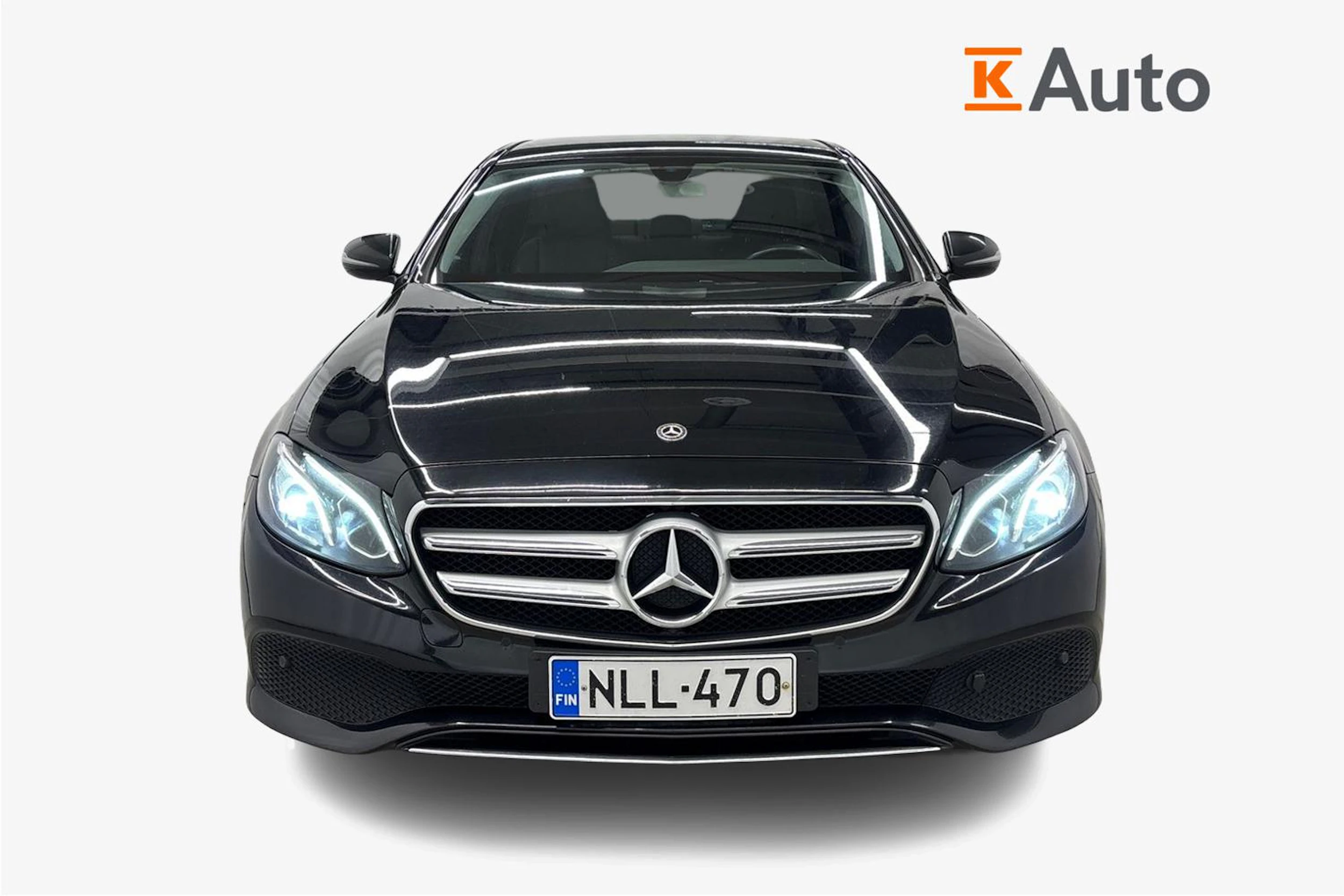 musta Mercedes-Benz E 2017 kuva 4.