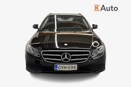 musta Mercedes-Benz E 2017 kuva 5.